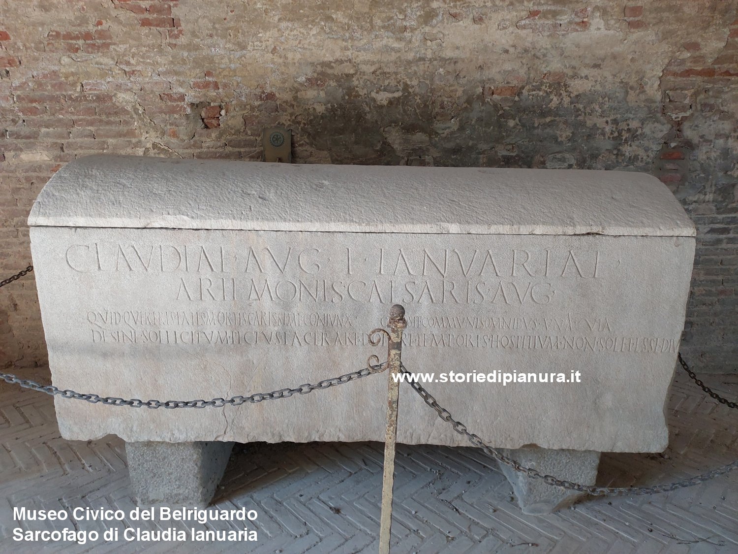 Sarcofago di Claudia Ianuaria
