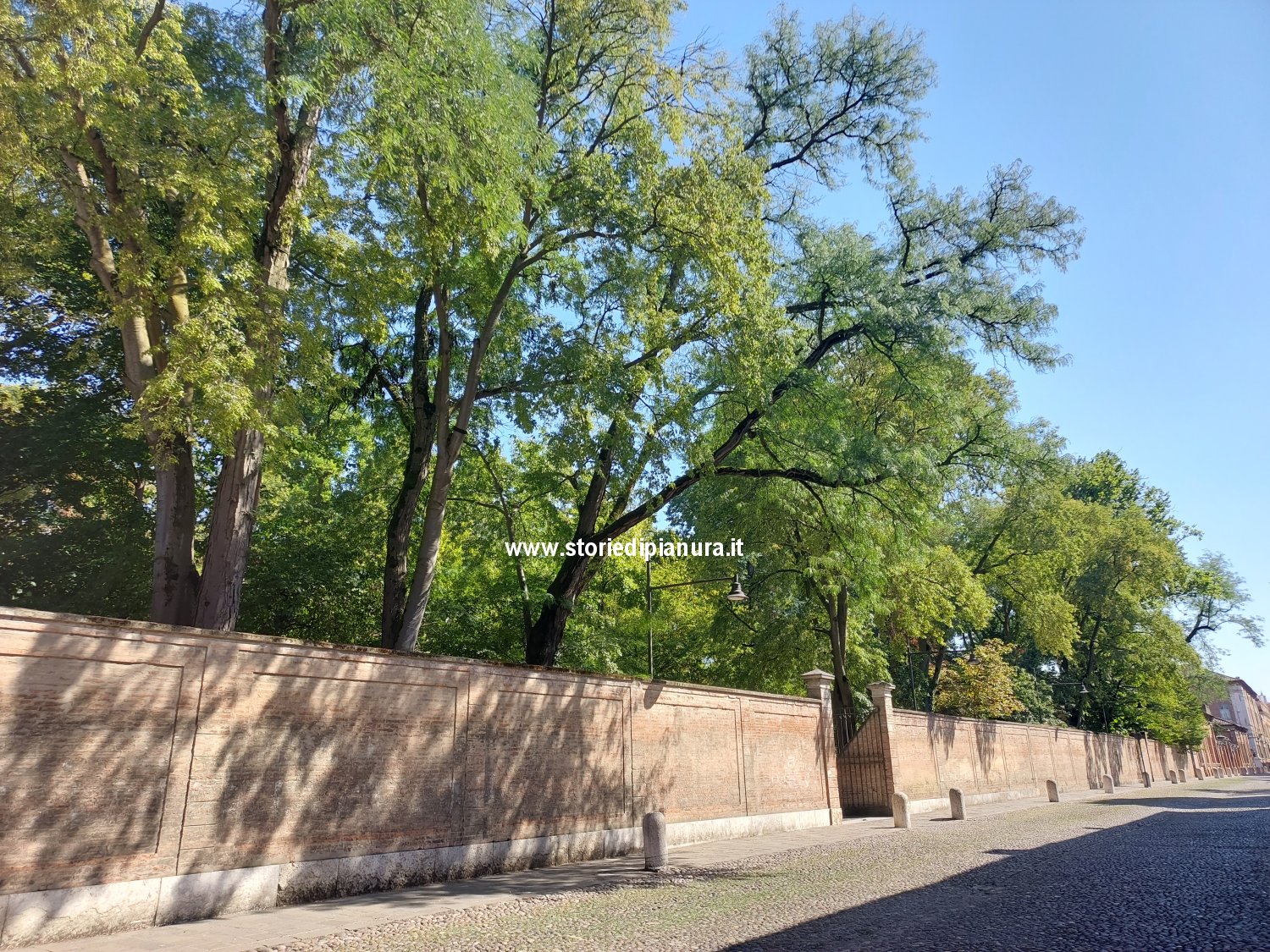 Parco Massari Ferrara, ingresso da Corso Ercole I d'Este