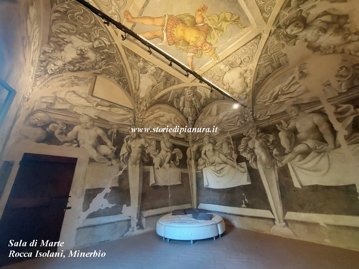 Sala di Marte di Rocca Isolani, affreschi di Amico Aspertini
