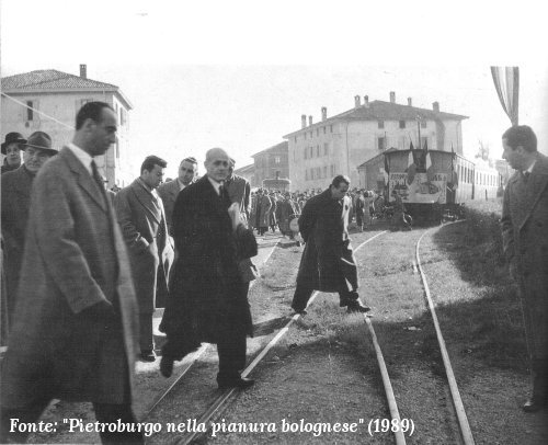 Cerimonia addio ferrovia Argelato 1955